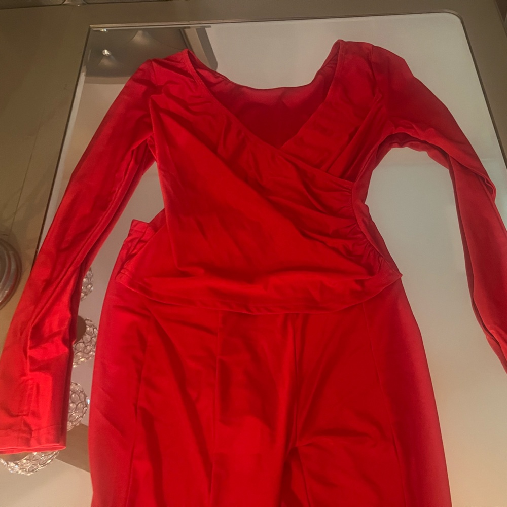 Elegant Red Women's 2 piece set